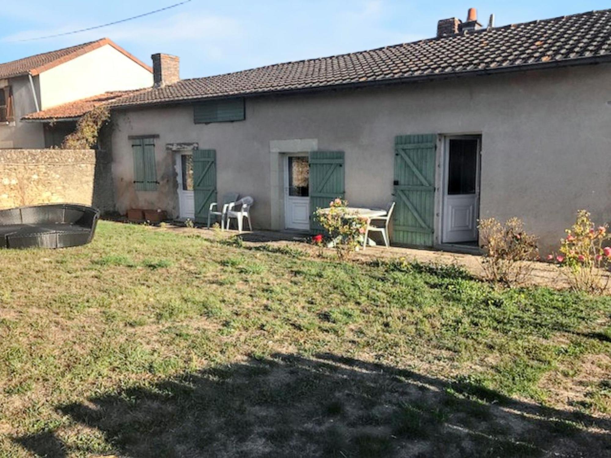 Charmante Maison A Mouterre-Silly Avec Jardin Et Terrasse Exteriér fotografie